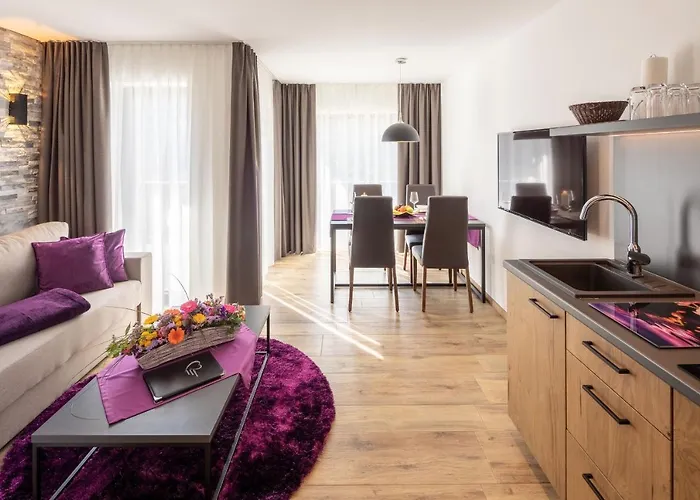 Apartment For Moments & *